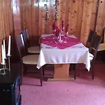 Отель Hotel-gasthof Krone Гунценхаузен