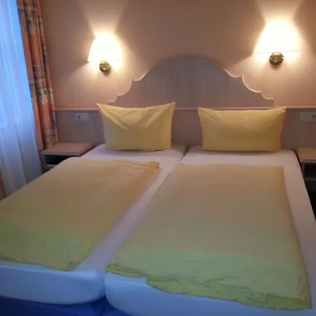 호텔 Hotel-gasthof Krone