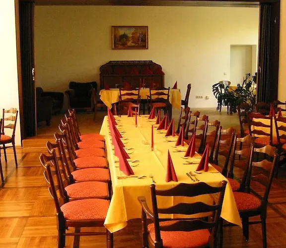 호텔 Hotel-gasthof Krone 2*